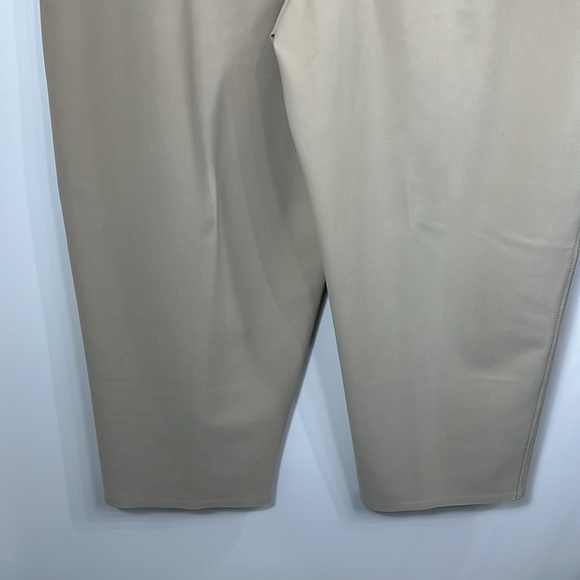 Athleta Stellar wide crop tan pants size 16. NWT. - Picture 10 of 13
